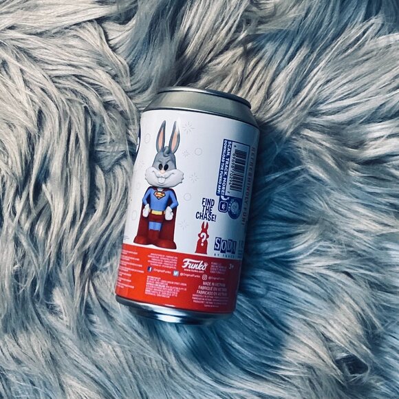 Funko Soda x WB 100th WonderCon Exclusive Bugs Bunny as Superman UNOPENED - Picture 3 of 5